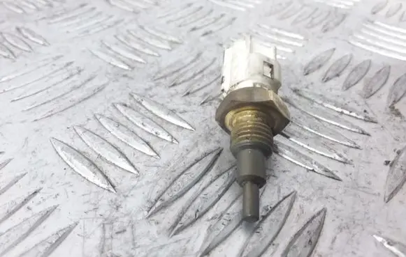 Toyota Avensis T270 Coolant temperature sensor 8942233030