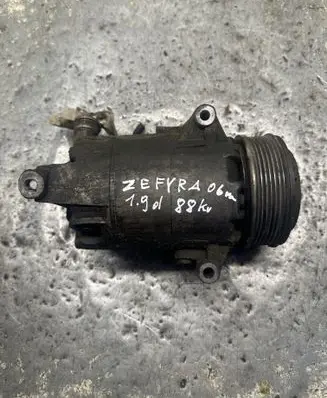 Audi 80 90 S2 B4 Air conditioning (A/C) compressor (pump) 13124752