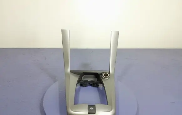 Other sill/pillar trim element