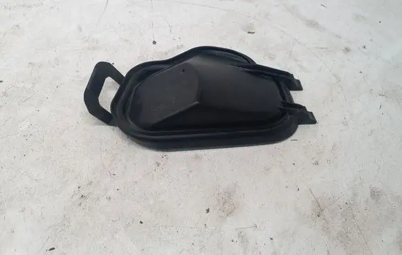 Toyota Prius+ (ZVW40) Headlight/headlamp dust cover 62601L 62601