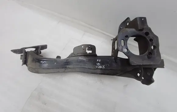 Nissan X-Trail T32 Rear upper control arm/wishbone 