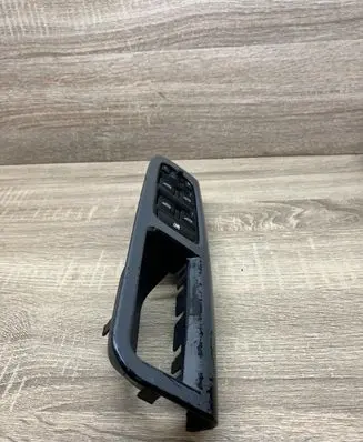 Volvo V50 Electric window control switch 30773427 03451100