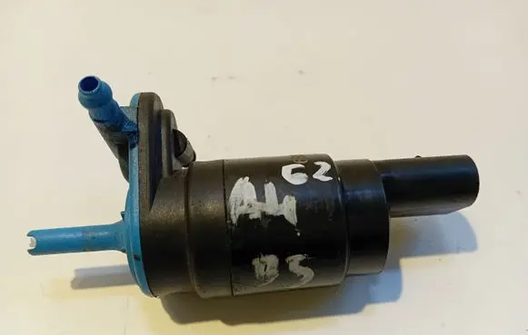 Windscreen/windshield washer pump