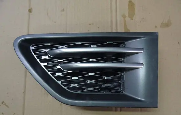 Land Rover Range Rover Sport L320 Fender grill AH32-16A415-AAW
