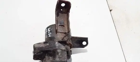 Mazda 6 Engine mount bracket GJ6A