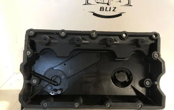 Volkswagen Caddy Rocker cam cover 038103475N