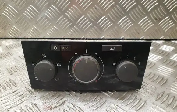 Opel Zafira B Climate control unit 13308176