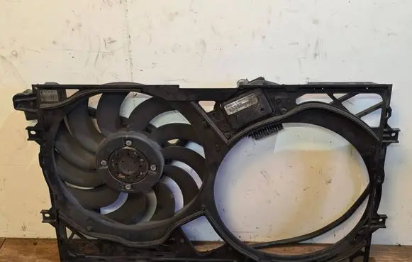 Volkswagen Phaeton Electric radiator cooling fan 3D0121191K 00379010010 10010110305