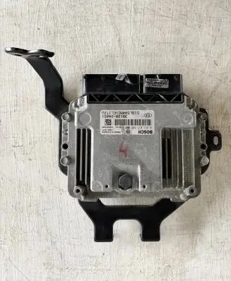 KIA Sportage Engine control unit/module 391202A051 1039S48312 281017695