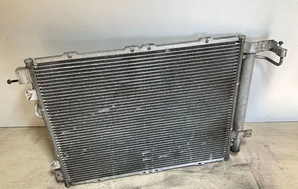 KIA Sorento A/C cooling radiator (condenser)