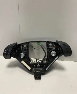 Volvo S60 Steering wheel buttons/switches 30680815 09092004