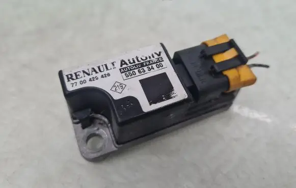 Renault Scenic I Airbag deployment crash/impact sensor 7700429426 550633400