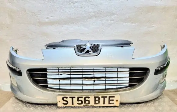 Peugeot 407 Front bumper 9644644377
