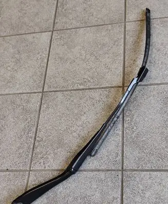 BMW X6 G06 Windshield/front glass wiper blade 7434846