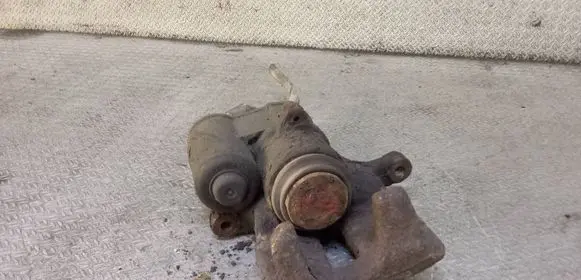 Audi A6 S6 C6 4F Rear brake caliper