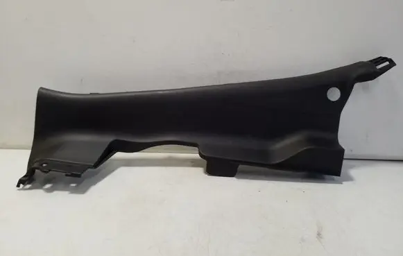Nissan Navara D23 Rear seat side bottom trim 769394KJ2A