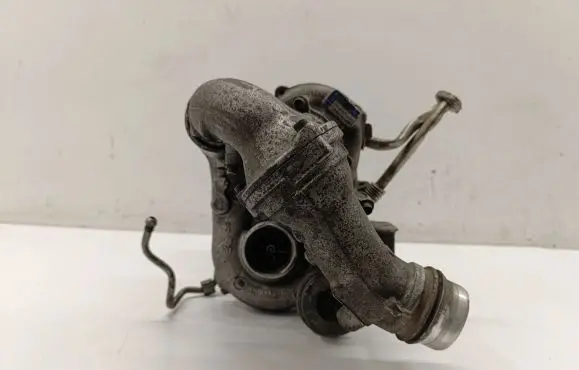 Mercedes-Benz E W212 Turbo A6510905780 A6510902880