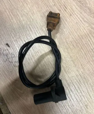 Volkswagen Phaeton Crankshaft position sensor 0261210