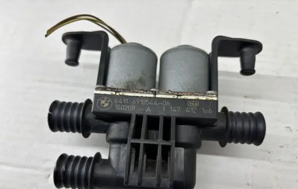 BMW X6 F16 Coolant heater control valve 6910544