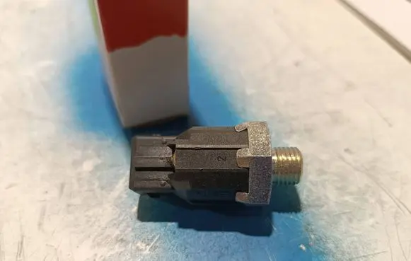 Dacia Duster Detonation knock sensor 9.3224