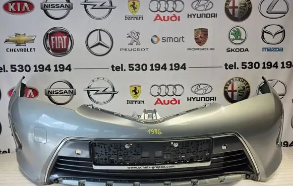 Toyota Auris E180 Front bumper 5211902A20