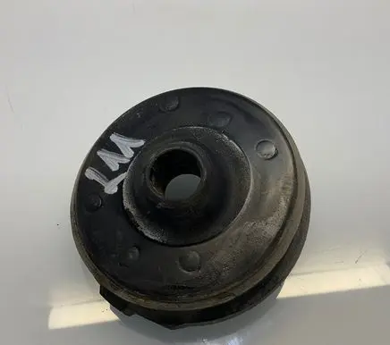 Mercedes-Benz E W211 Rear coil spring rubber mount A2113250184 2113250184