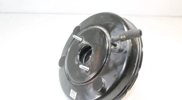 Hyundai i40 Brake booster 585003Z940
