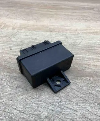 Peugeot 308 Fuel injection pump control unit/module 240107
