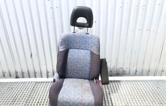 Toyota RAV 4 (XA10) Front passenger seat