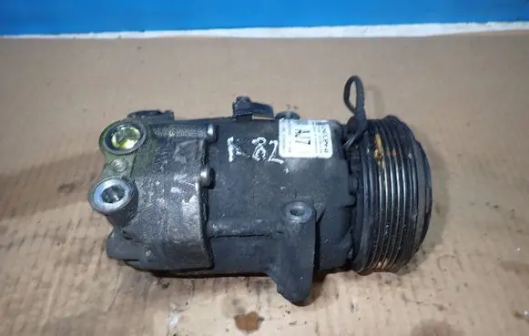 Opel Astra J Air conditioning (A/C) compressor (pump) 13450513 11214093304A