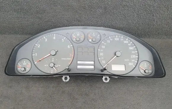 Audi A6 S6 C5 4B Speedometer (instrument cluster) 4B0919860L
