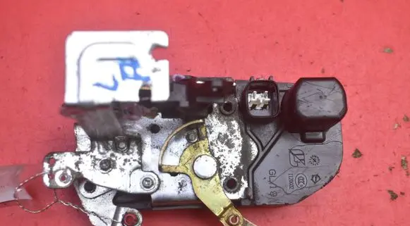 Front door lock