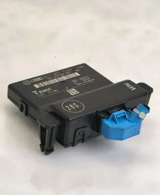 Skoda Octavia Mk2 (1Z) Gateway control module 1K0907530F 1K0907951