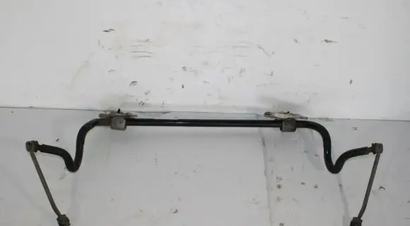 Mercedes-Benz C W205 Front anti-roll bar/sway bar A2053231565