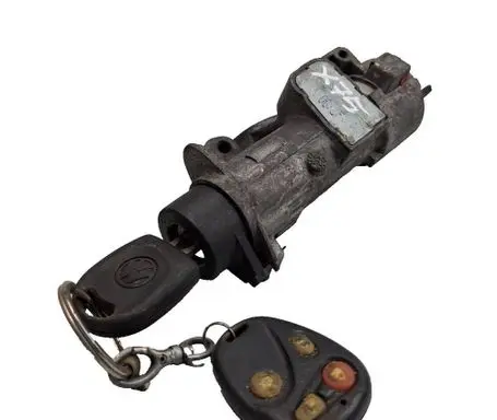 BMW 1 E81 E87 Ignition lock 4B0905851C