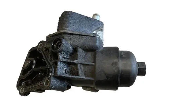 Hyundai i40 Oil filter mounting bracket 264102A300 1110311389V2
