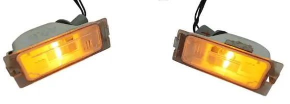 Chrysler Town u0026 Country V Number plate light 68028050AA 68028050AB CLS89WXP464CC