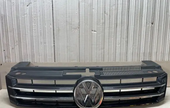 Volkswagen Sharan Front grill 7N0853651D