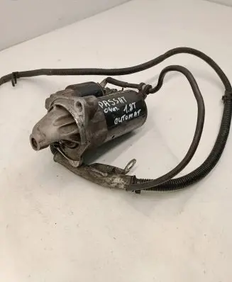 Volkswagen PASSAT B5.5 Starter motor 0001107427 06b911023a