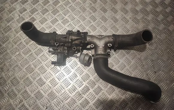 Jaguar XF X250 EGR valve 1043806S01