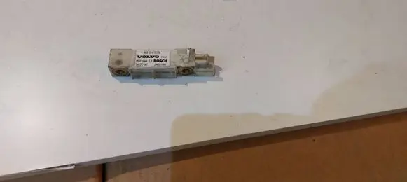 Volvo XC90 Airbag deployment crash/impact sensor 8651755 240106 007797