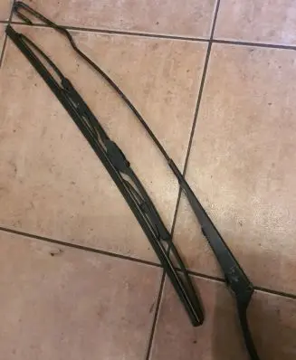 Volkswagen Transporter - Caravelle T4 Front wiper blade arm 701955410