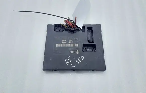 Audi A5 8T 8F Seat control module 8T0959760