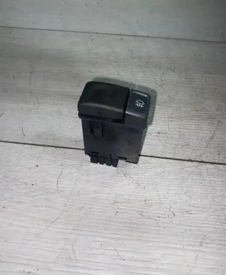 Fog light switch
