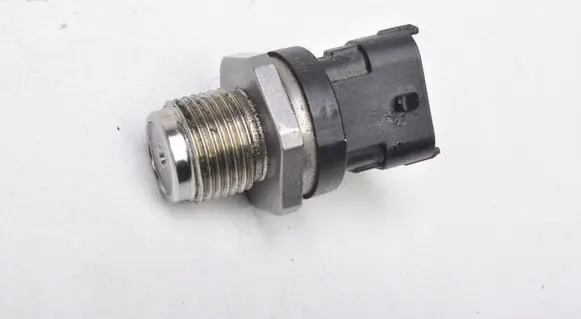 Jaguar F-Pace Fuel pressure sensor 0281006117