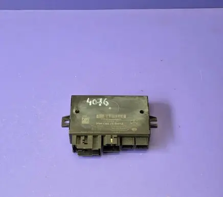 Mercedes-Benz C W205 Tow bar trailer control unit/module A2059001219 5DS01110634 A205900