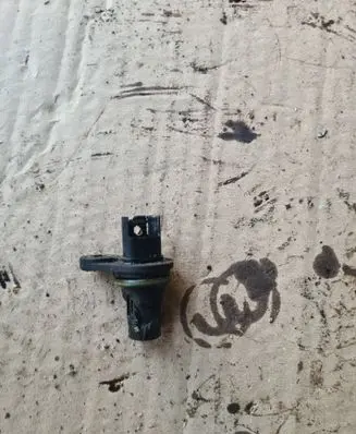 BMW 7 F01 F02 F03 F04 Camshaft position sensor 7525014