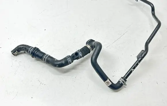 Audi Q5 SQ5 Engine coolant pipe/hose 8R0121113 3EE0121113 1K0121113AA