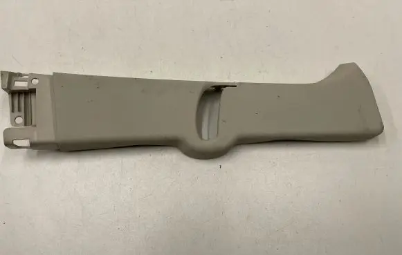 (B) pillar trim (top)