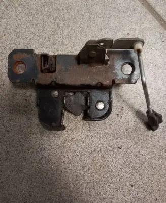 Volkswagen Transporter - Caravelle T5 Tailgate lock latch 7LA827505H